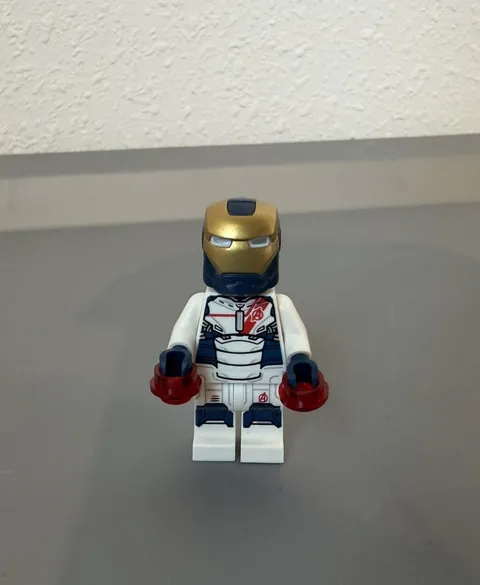 Lego Marvel Superheroes Minifigure Iron Legion Sh0168