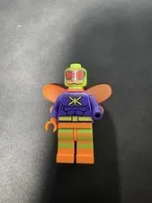 LEGO Killer Moth Minifigure - 76054 Batman - Scarecrow Harvest of Fear (READ)