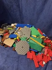 Assorted Legos/Assorted Colors Parts/2 lbs. 13 oz.-982 pieces