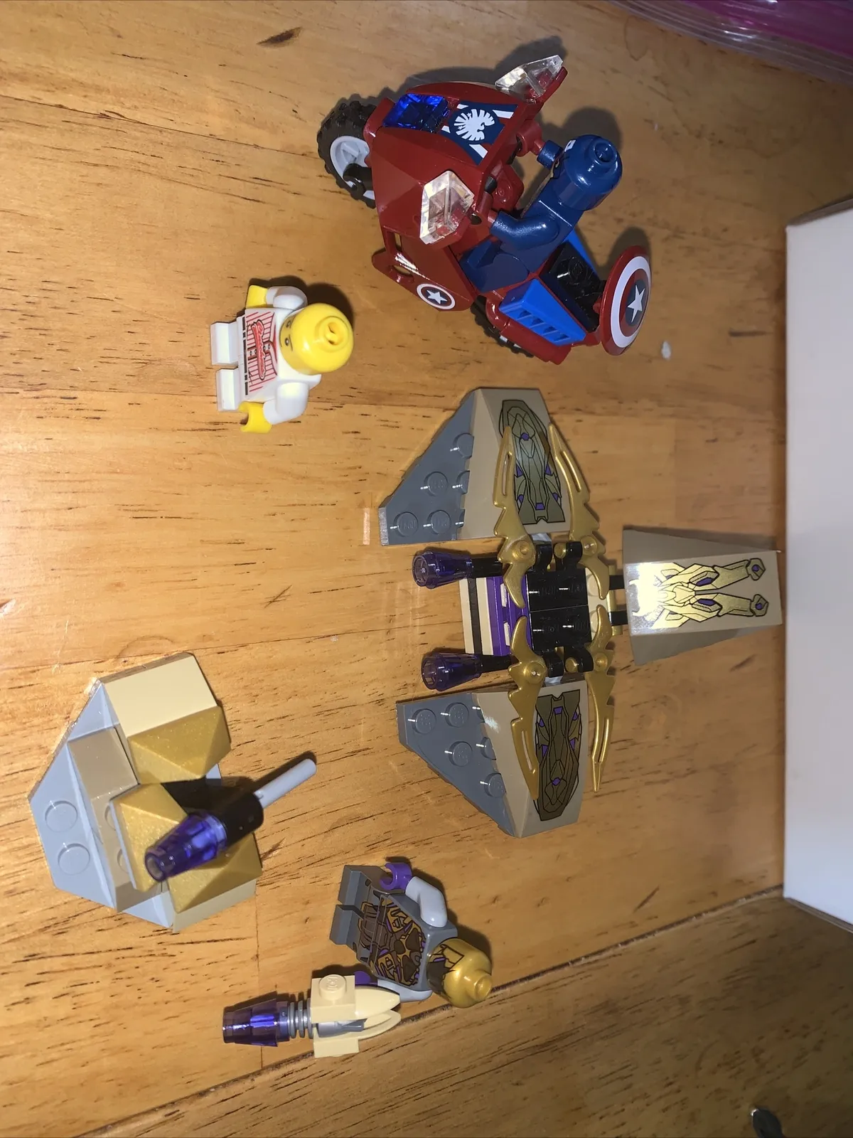 Lego Marvel 6865 Captain America's Avenging Cycle Complete
