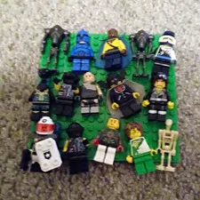 LEGO Minifigure Lot With Assorted Mixed Figures Parts