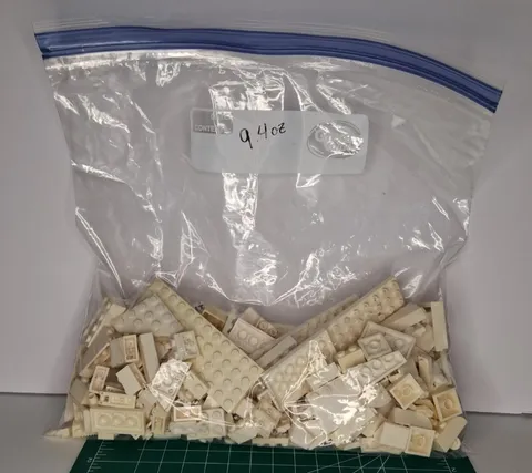 LEGO Assorted Lot White & Cream Brick Parts 9.4oz Bulk