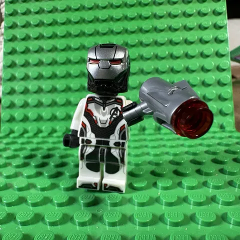 LEGO Marvel Super Heroes War Machine Minifigure, Avengers Endgame, Iron Man Z9