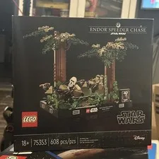 LEGO Star Wars: Endor Speeder Chase Diorama (75353)