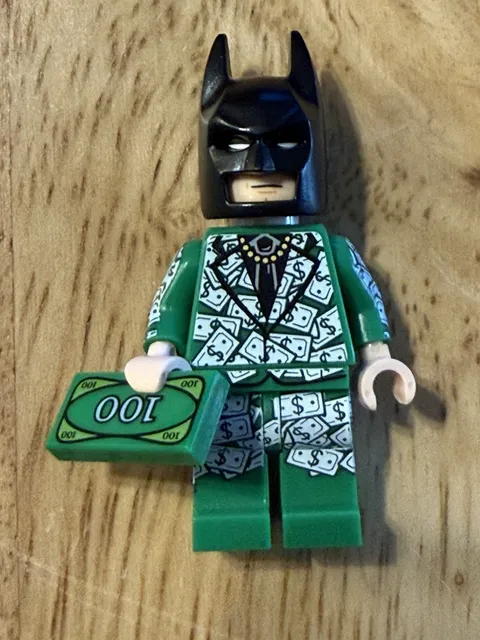 LEGO Dollar Bill Tuxedo Batman Minifigure- Bricktober 2017- Toys R Us Exclusive