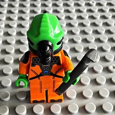 LEGO Green Alien Minifigure - Orange Suit, Green Helmet, Gas Mask, Gray Tool
