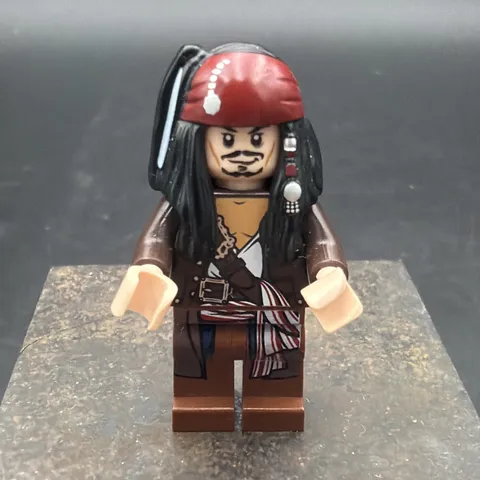 LEGO® Pirates of Caribbean Minifig poc034 Captain Jack Sparrow Black Pearl READ