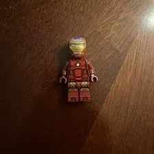 LEGO Iron Man Mark 3 Armor minifigure (sh0825).