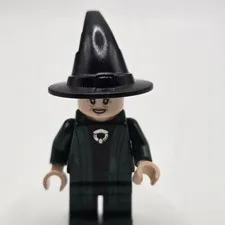 Lego Professor Minerva McGonagall 4842 Dark Green Robe Harry Potter Minifigure