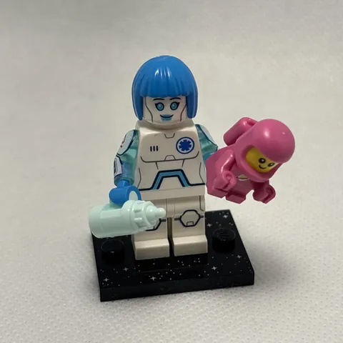LEGO 71046 Collectible Minifigure Series 26 Space Nurse Android 