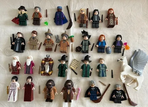 LEGO Minifigure Lot Set Bulk Sale
