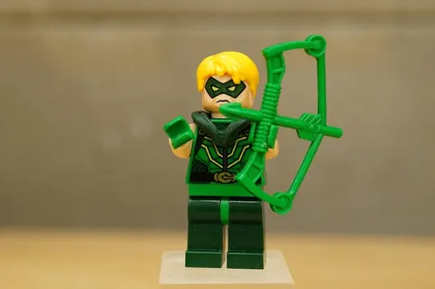 LEGO Minifigure Super Heroes Justice League sh0153 Green Arrow Hair Mask & Bow