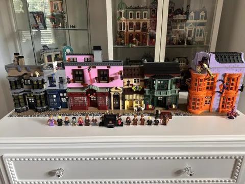 LEGO Harry Potter: Diagon Alley (75978) COMPLETE SET No box Or instructions