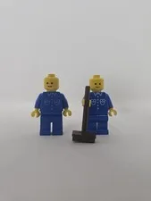 Lot 2 LEGO Minifigures Classic Town Blue Shirt with 6 buttons TD43