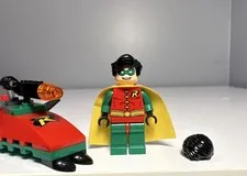 lego robin bat009 with boat and both hairpieces near mint (read description)