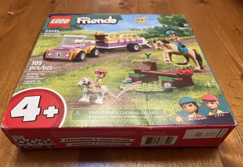 LEGO FRIENDS: Horse and Pony Trailer (42634)