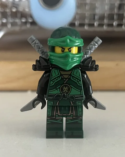 LEGO Ninjago Hands of Time NJO284 Lloyd Black Armor Minifigure REAL