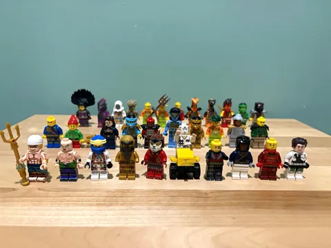 LEGO Mixed Minifigure Lot - Minecraft Ninjago Dragonball One Piece