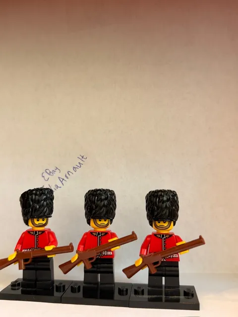 LEGO Minifigure Series 5 Royal Guard (Set of 3)