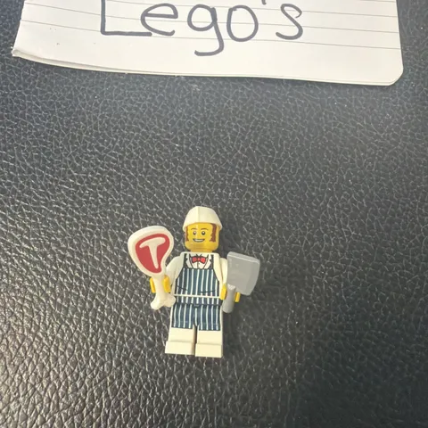 LEGO Series 6 Butcher Collectable Minifigure with Accessories col094