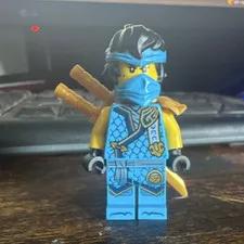 LEGO NINJAGO Tournament Nya season 2 of dragons rising comes with two swords