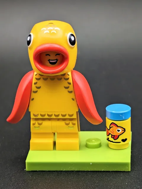 LEGO 71051 Minifigure Animal Series 28 Goldfish Suit CMF NIB