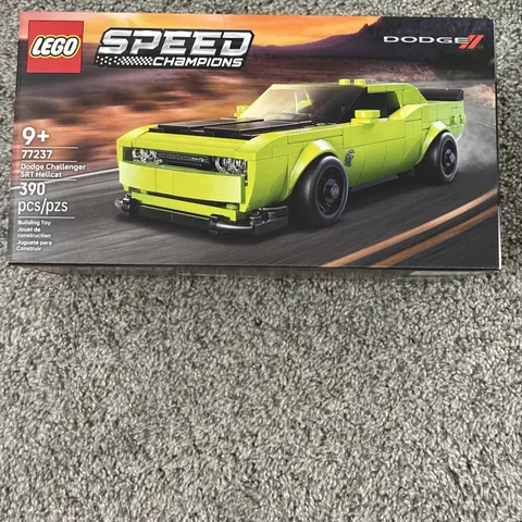 LEGO Speed Champions Dodge Challenger SRT Hellcat Sports Car Toy 77237