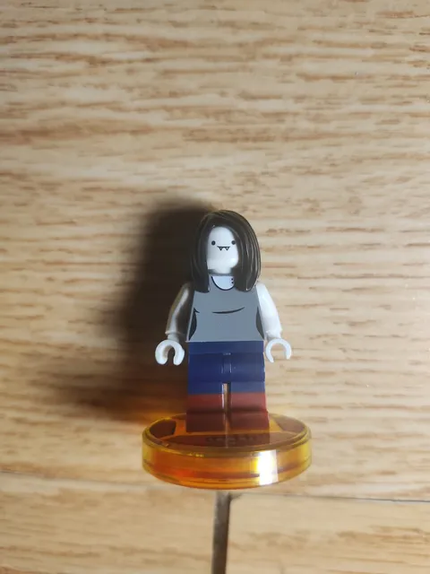 LEGO Dimensions Adventure Time Marceline the Vampire Queen Minifigure Read Desc.