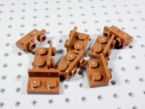 LEGO Lot of 8 Reddish Brown 1x1-1x2 Inverted Brackets BA