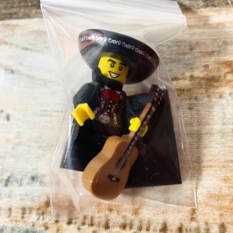 LEGO Series 16 Collectible Minifigure 71013 - Mariachi Musician