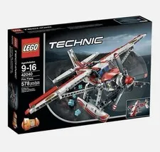 LEGO TECHNIC: 2-in-1 Fire Plane Set 42040 Retired New Sealed 578 Pieces