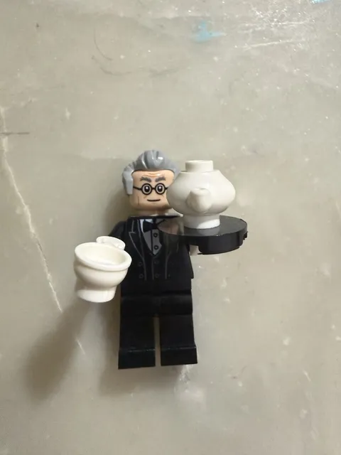 Lego Batman Alfred Minifigure From Batcave Shadowbox Sh0883