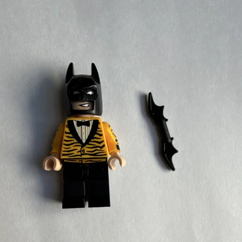 LEGO Minifigures The LEGO Batman Movie Batman Tiger Tuxedo w/ Batarang