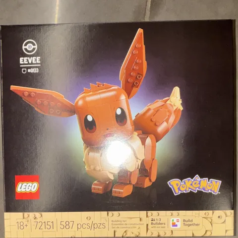 LEGO Pokémon Eevee Set 72151 587-Piece Building Set, Ages 18+