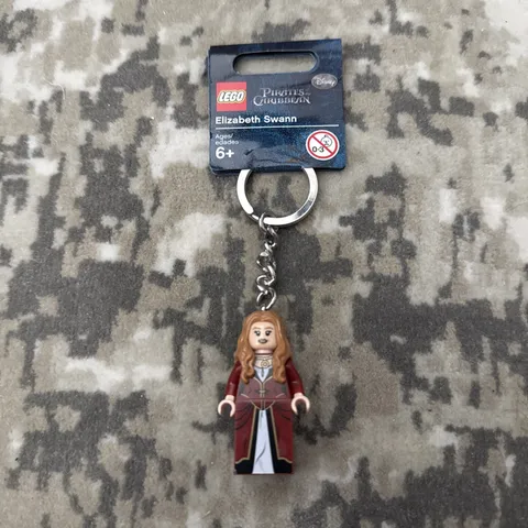 Lego Disney Pirates of the Caribbean Elizabeth Swann   Key Chain  New