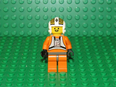 Lego 7140 7142 Star Wars sw0009 Biggs Darklighter X-Wing Pilot Minifigure BG22