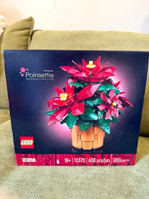 LEGO Icons Botanical Collection Poinsettia 10370 Set 608pcs 18+