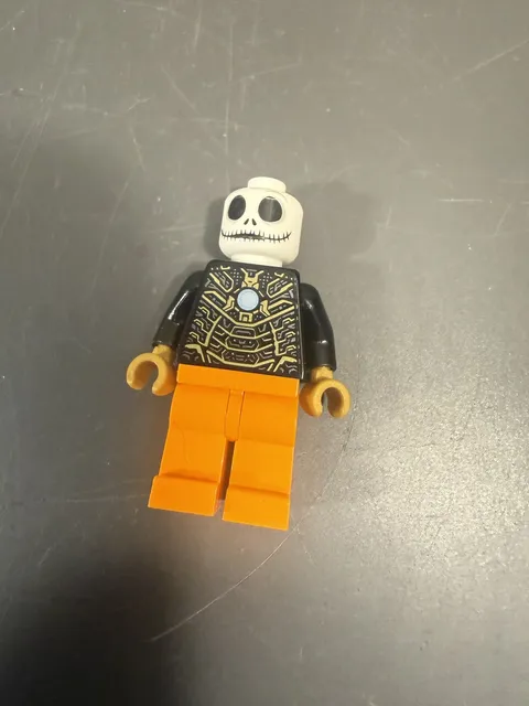LEGO Custom Skull Skeleton Iron Man Style Minifigure Black Gold Orange Tech Suit