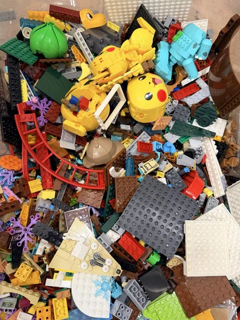 15LB Bulk Non Lego Lot Mega Blocks & Pokemon Building Pieces 2