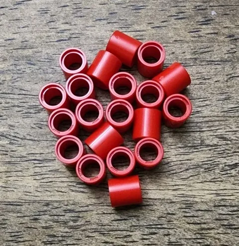 LEGO Red Technic, Liftarm Thick 1 x 1 (Spacer) QTY 20. Part 18654.