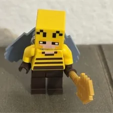LEGO Minecraft Bee Costume Minifigure Gray Wings Gold Weapon Accessories