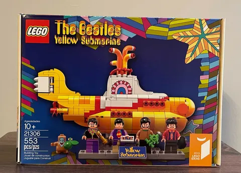 LEGO IDEAS : THE BEATLES YELLOW SUBMARINE 21306 (NIB)