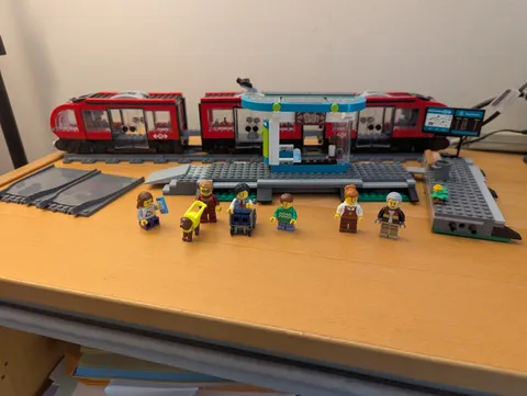 LEGO City Trains 60423 Downtown Streetcar & Station -  97%+ complete