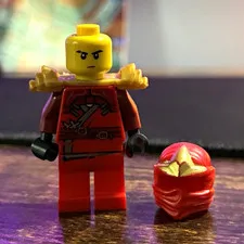 LEGO NINJAGO Red Ninja Minifigure w/ Red Helmet/Mask Gold Shoulder Armor