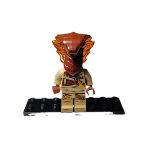 Lego Ninjago Minifigure Pyro Slayer 70675 70677