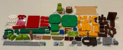 LEGO Super Mario 71367 Mario's House & Yoshi Expansion Set COMPLETE