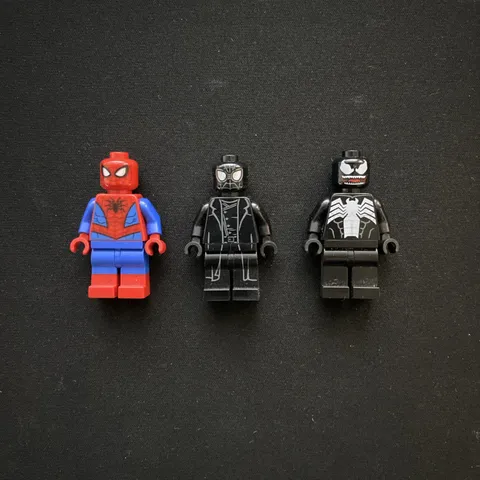 LEGO Marvel Spider-Man Spiderjet vs Venom Mech 76150 Spider-Man Noir Minifigures
