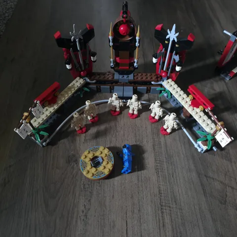 LEGO NINJAGO 2519 SKELETON BOWLING 2011 100% COMPLETE NO BOX OR MANUAL