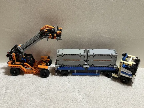 42062 LEGO Technic Container Yard Retired Complete Set