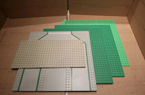 (5 Pack) LEGO Classic Green Street Gray Baseplate 32x32 Stud Building Plate Lot